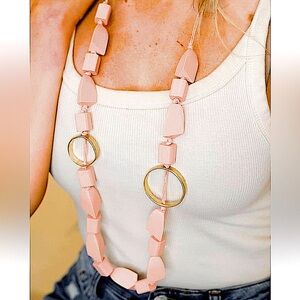🆕🌿BODLURE: Pink Wood Block and Gold Circle Statement Necklace